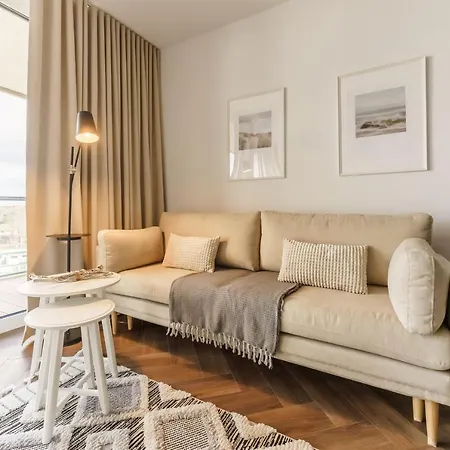 Apartment Lighthouse *